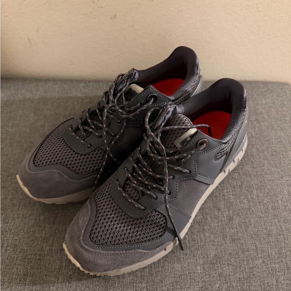 Onitsuka Tiger Stylish Gray Unisex Sneakers